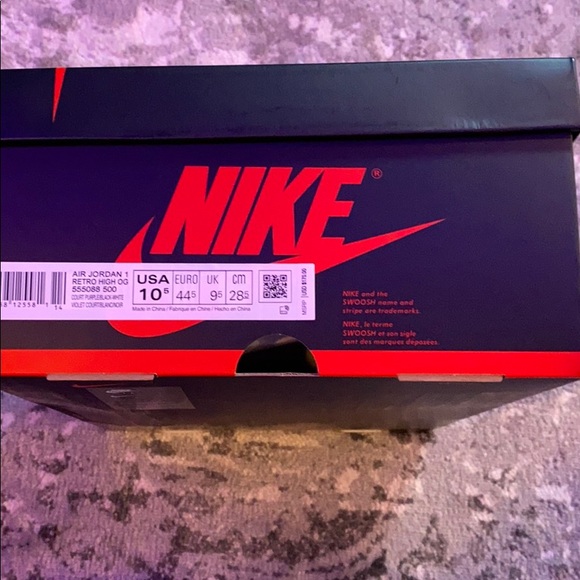 Air jordan one court purple sz (10.5) - Picture 3 of 8